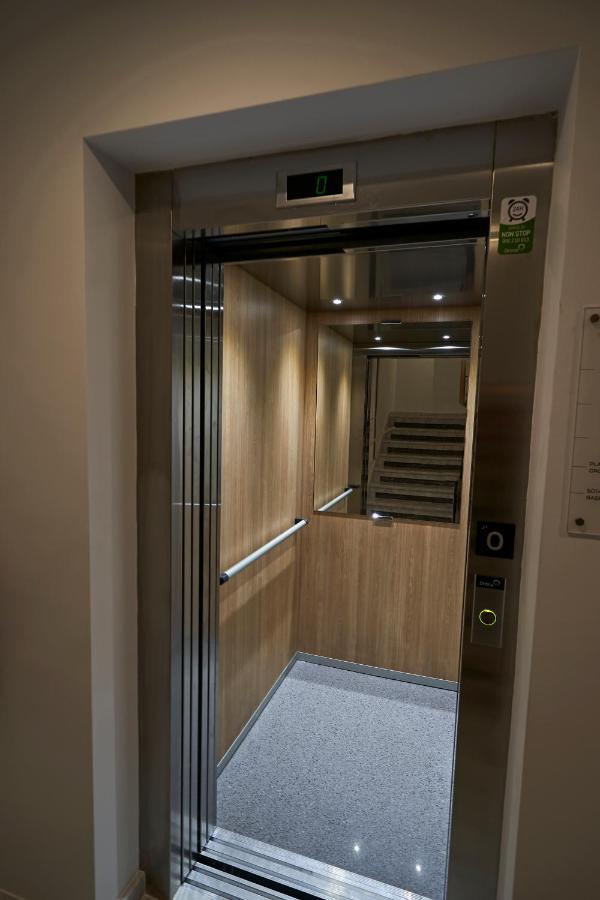 Hostal Boutique Aurora نيرخا المظهر الخارجي الصورة