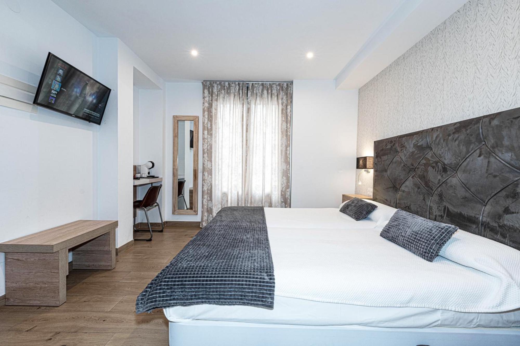 Hostal Boutique Aurora نيرخا المظهر الخارجي الصورة