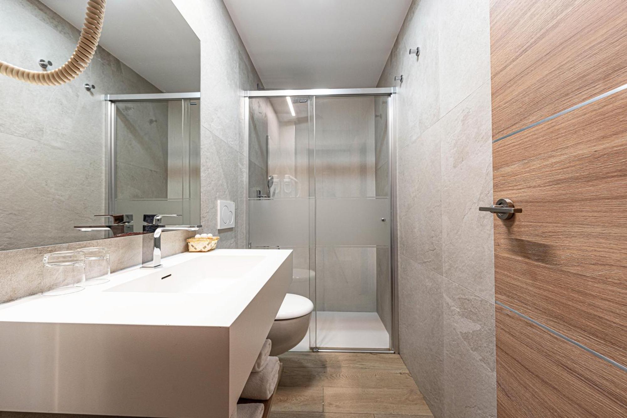 Hostal Boutique Aurora نيرخا المظهر الخارجي الصورة