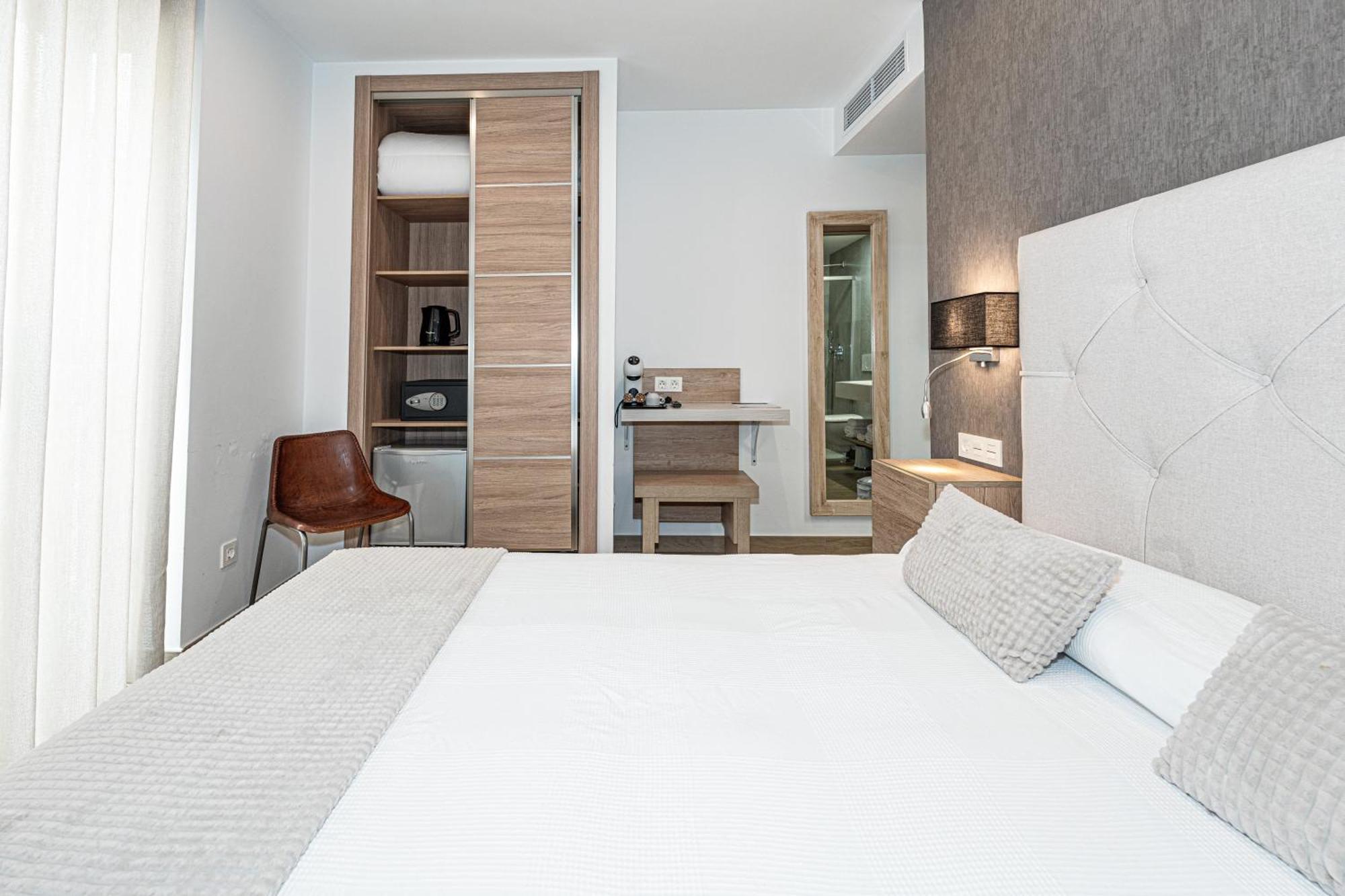 Hostal Boutique Aurora نيرخا المظهر الخارجي الصورة